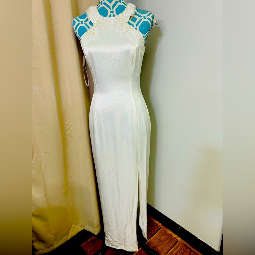 Elegant White Lace Halter Maxi Dress